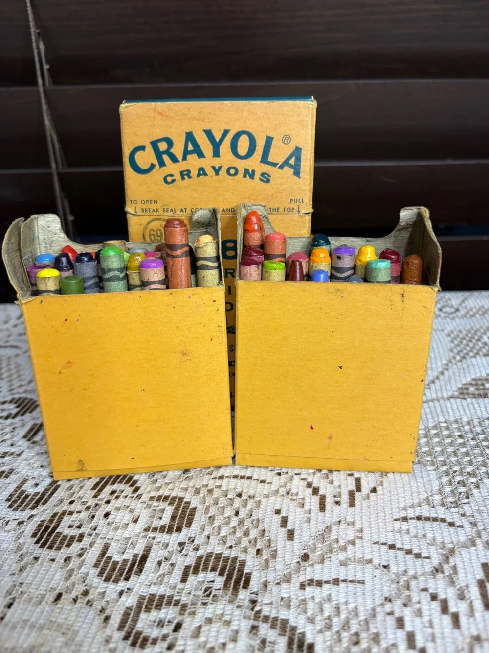 Crayola 48-Count Crayons Box in Yellow and Teal